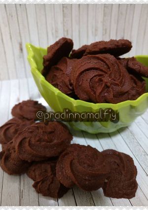 Foto resep Semprit Coklat Putih Telur