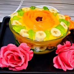 A picture of Mango custard trifle 🥭🥭.