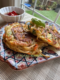 義大利麵簡單蔬菜小煎餅(Spaghetti Fritters) 的食譜成品照片