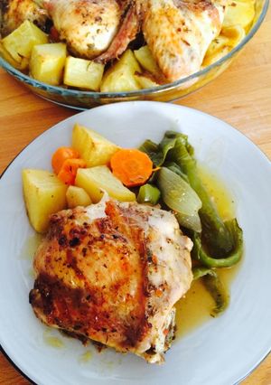 Una foto de Pollo al vino blanco