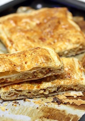 Una foto de Hojaldre de membrillo y mozzarella