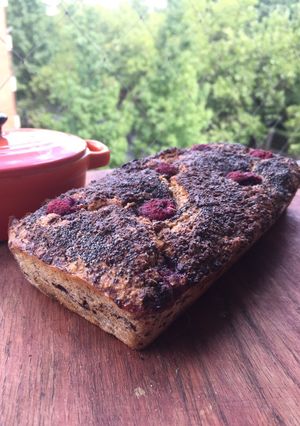 Una foto de Queque integral con frambuesas