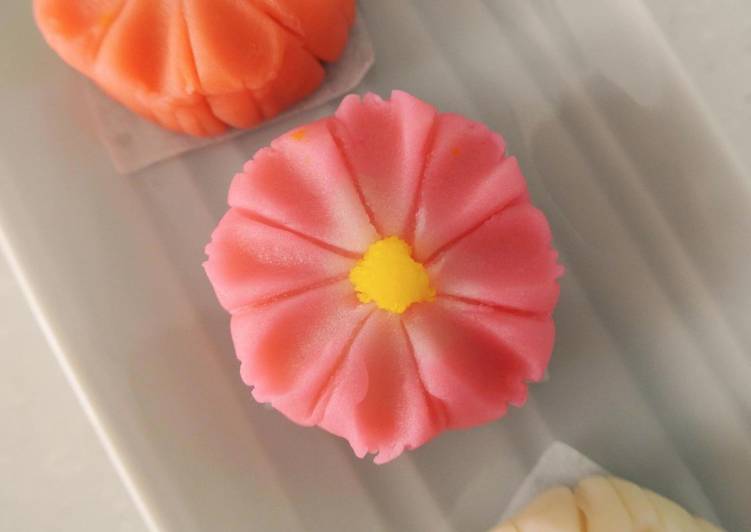 Simple Way to Prepare Super Quick Homemade Nerikiri Wagashi: Cosmos&#34;