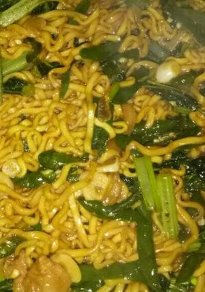 Foto resep Oseng mie telur lombok ijo