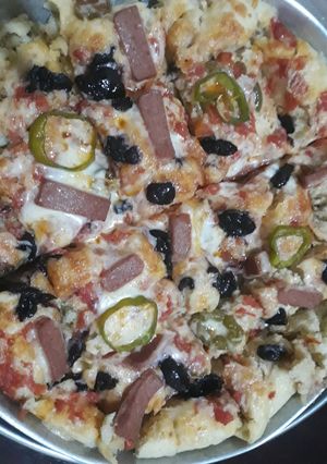 صورة لوصفة بيتزا شهية 😋😋😋😋😋😋