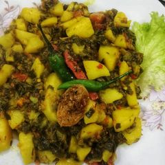 A picture of Green onion potatoes 🥔🌰.