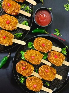 क्रिस्पी वेज़ कबाब स्टिक (Crispy Veg Kabab Stick recipe in hindi) रेसिपी मुख्य फोटो