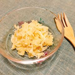 A picture of Sauerkraut (Fermented cabbage by lactic acid bacteria).