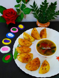 A picture of Podi Idli.