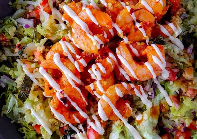 Spicy Harissa King Prawn Chop Salad