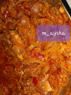 A picture of Onion/egg sauce.