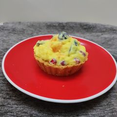 A picture of Fruit custard Tart.