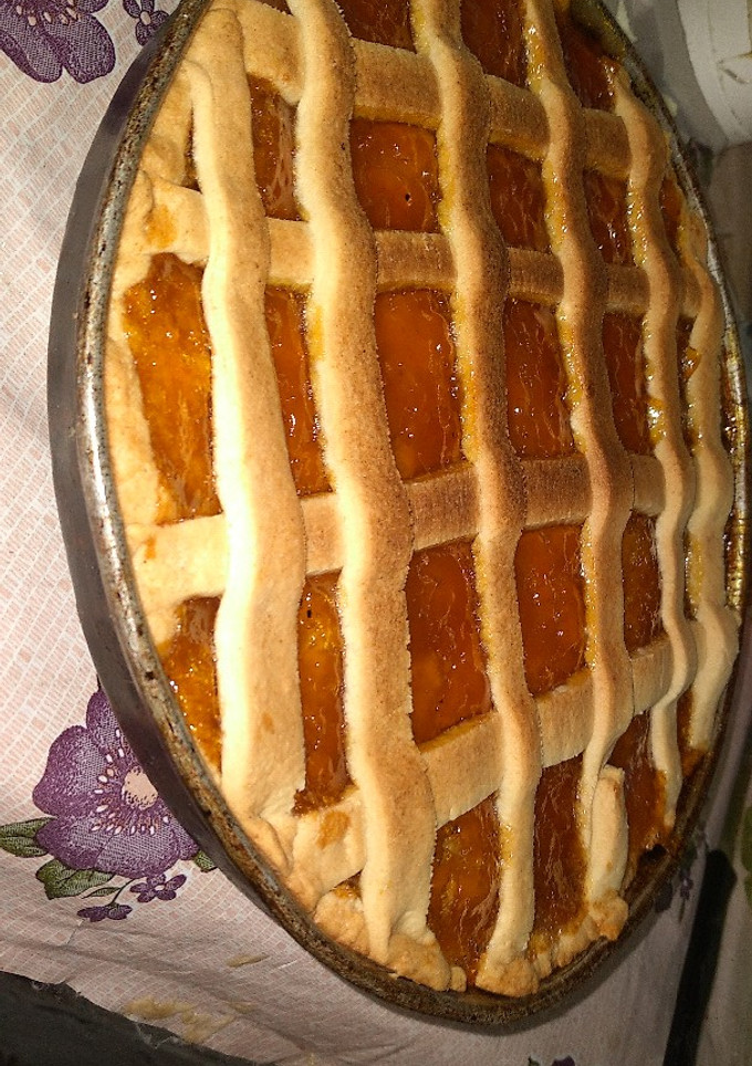 Una foto de Pastafrola con aceite