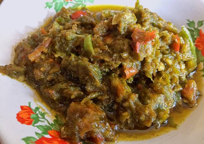 Ini dia! Resep membuat Sambal goreng cabai hijau dijamin sesuai selera