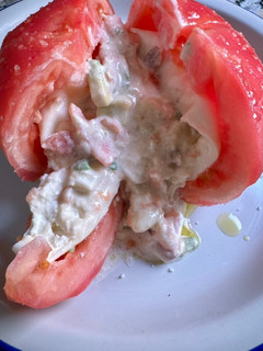 Una foto de Tomate relleno de burrata