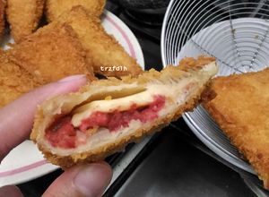 Foto resep Sandwich Goreng Kornet Keju / Roti Goreng (versi keju slice)