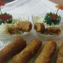 Crunchy crispy veg sticks A picture of Crunchy crispy veg sticks.