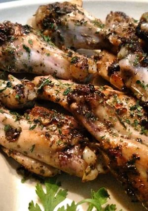 A picture of Grilled Herbed Chicken Wings.