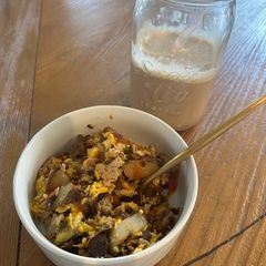 A picture of Breakfast Hash.