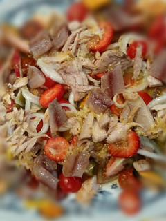 Una foto de Ensalada con vinagreta de naranja