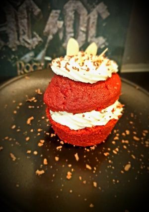 Une photo de Muffins red velvet à la crème tiramisu