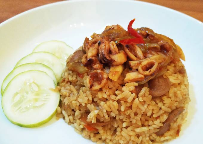 Resep 6. Nasi Goreng Spesial Ala Chef's Table oleh Wulanda Green - Cookpad