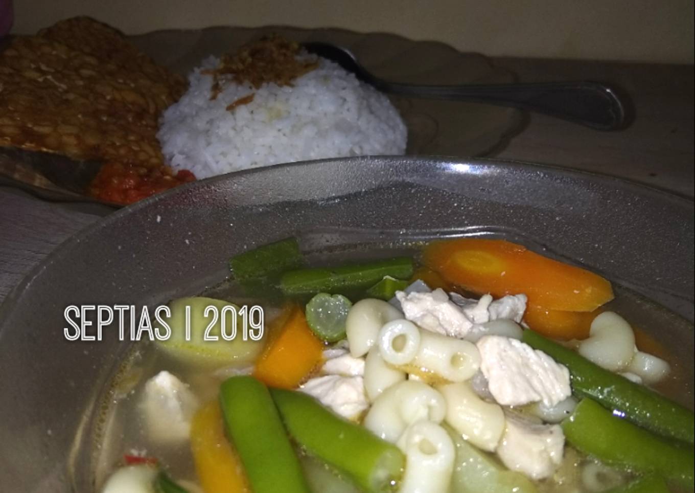 Sop Ayam Makaroni