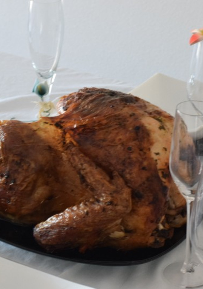 Una foto de Pavo relleno / Roasted turkey