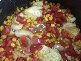 Pechuga de pollo con maíz y ají