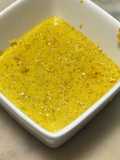 Salsa tuorlo d’uovo maggiorana e limone