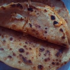 A picture of Mulli pranthas.