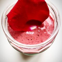 A picture of Rose berries smoothies.