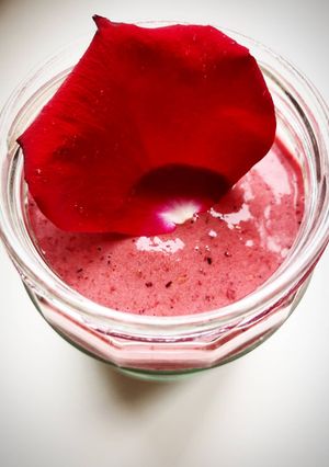 A picture of Rose berries smoothies.
