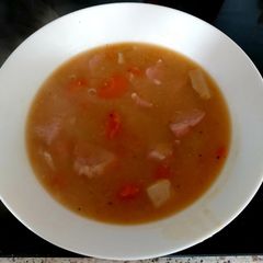 A picture of My Chunky Gammon and Yellow Split Pea Soup 😃.