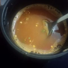 A picture of Hot tomato soup.