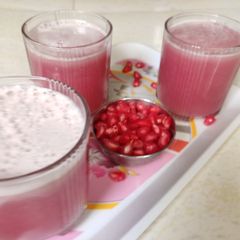 Pomegranate Juice A picture of Pomegranate Juice.