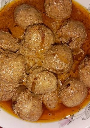 চিকেন গুস্তাবা (chicken gustaba recipe in bengali) রেসিপির প্রধান ছবি