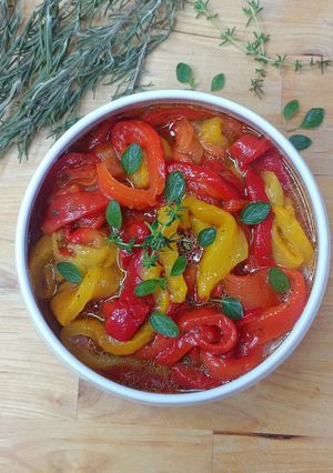 Une photo de 🌱Poivrons marinés