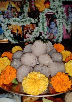 নারকেল নাড়ু(narkel naru recipe in bengali) রেসিপির প্রধান ছবি