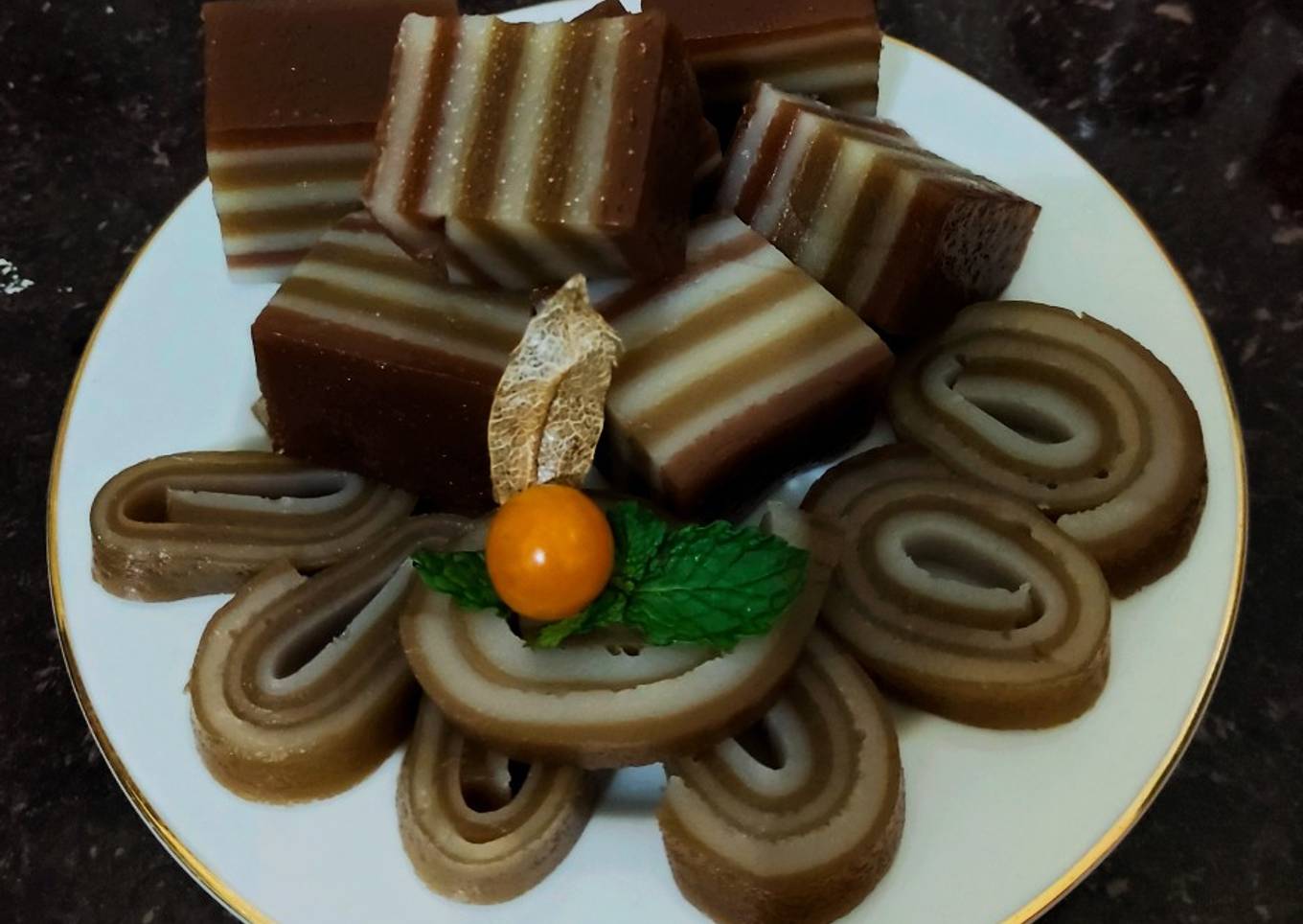 Kue Lapis Coklat Mochaccino
