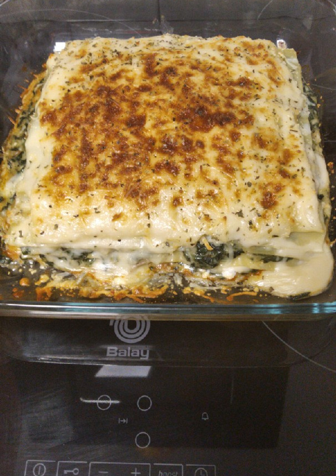 Una foto de Lasaña de espinacas, queso ricota y nueces