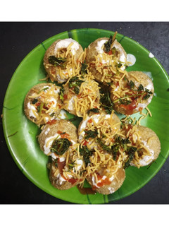 A picture of Dahi Chaat.