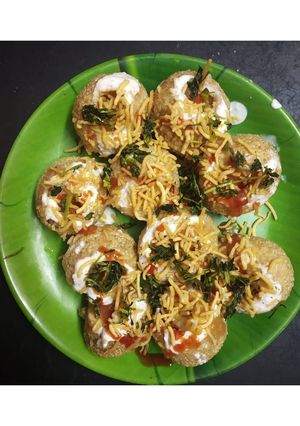 A picture of Dahi Chaat.