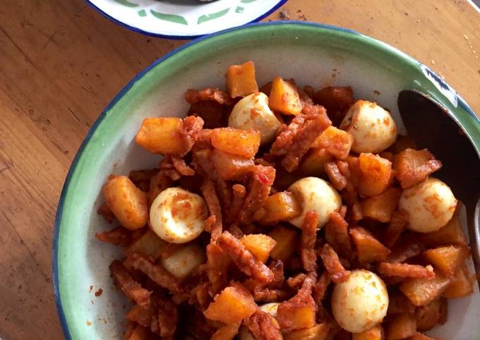 Standar Bagaimana cara membuat Balado Kentang (+tempe dan telur puyuh) 🥔🐣 dijamin sempurna