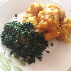 A picture of Yam and sweet potato with vegetable.