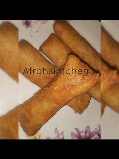 A picture of Crispy Spring rolls.