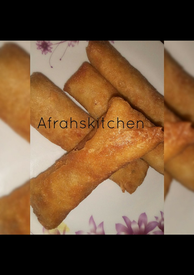 A picture of Crispy Spring rolls.