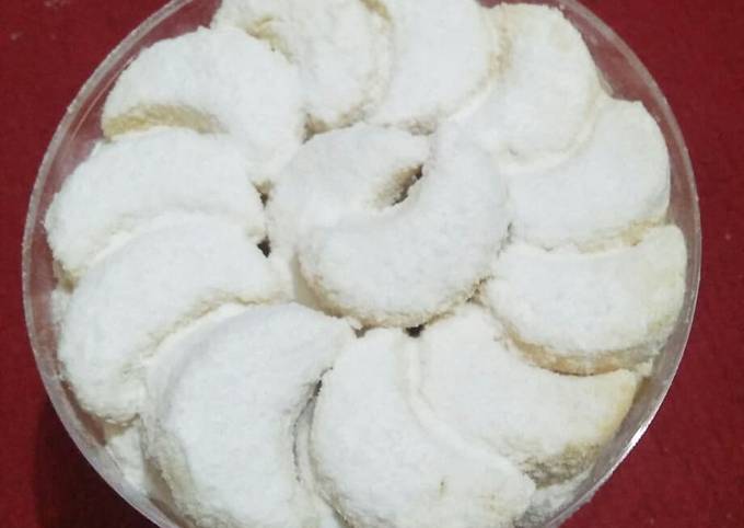 Kue Putri Salju