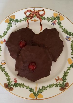 A picture of Lebkuchen (German Gingerbread).