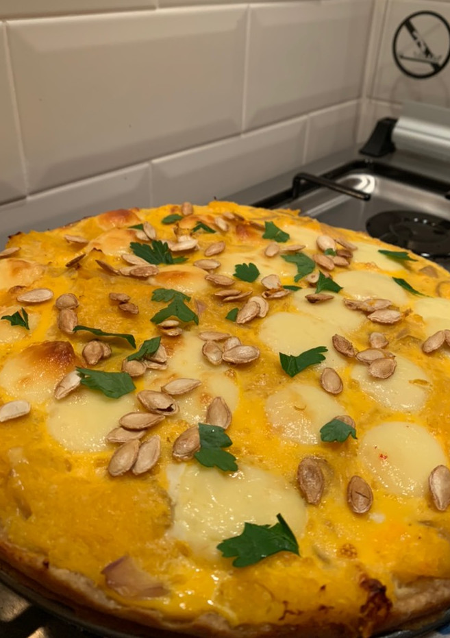 Una foto de Tarta de zapallo y cebolla 👩🏽‍🍳